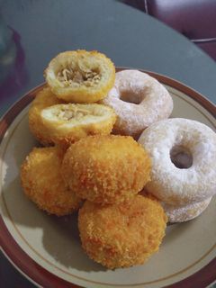Foto resep Donat&roti goreng irit bahan 🍩