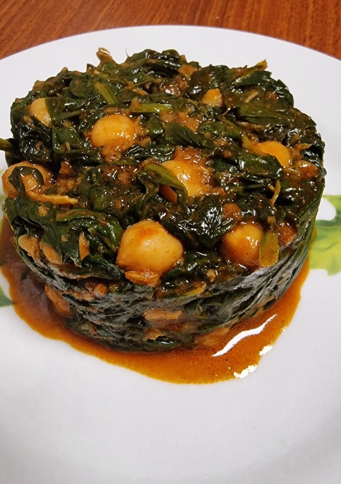 Una foto de Espinacas con garbanzos