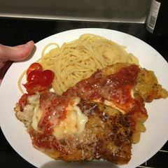 A picture of Ma's chicken parm.
