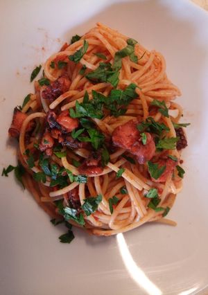 A picture of Spaghetti al polpo octopus spaghetti.