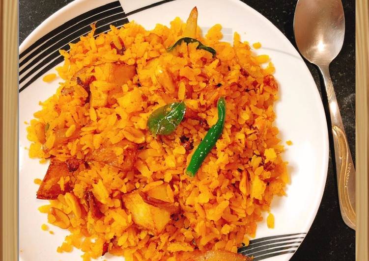 🌈 Poha - Flattened Rice Dish