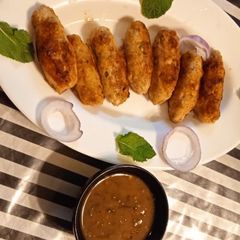 A picture of Chicken Reshmi Kabab.
