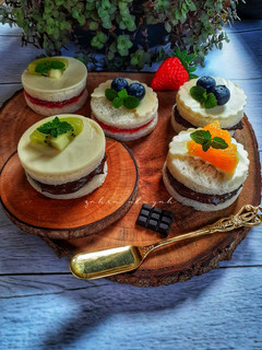Foto resep Roti tawar isi selai dan buah