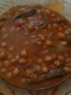 Una foto de Garbanzos en samfaina (con berenjena)