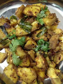வாழைக்காய் வறுவல்(vazhakkai fry)👌👌👌 செய்முறை முக்கிய புகைப்படம்