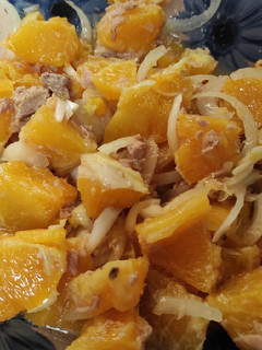 Una foto de Ensaladilla de naranja
