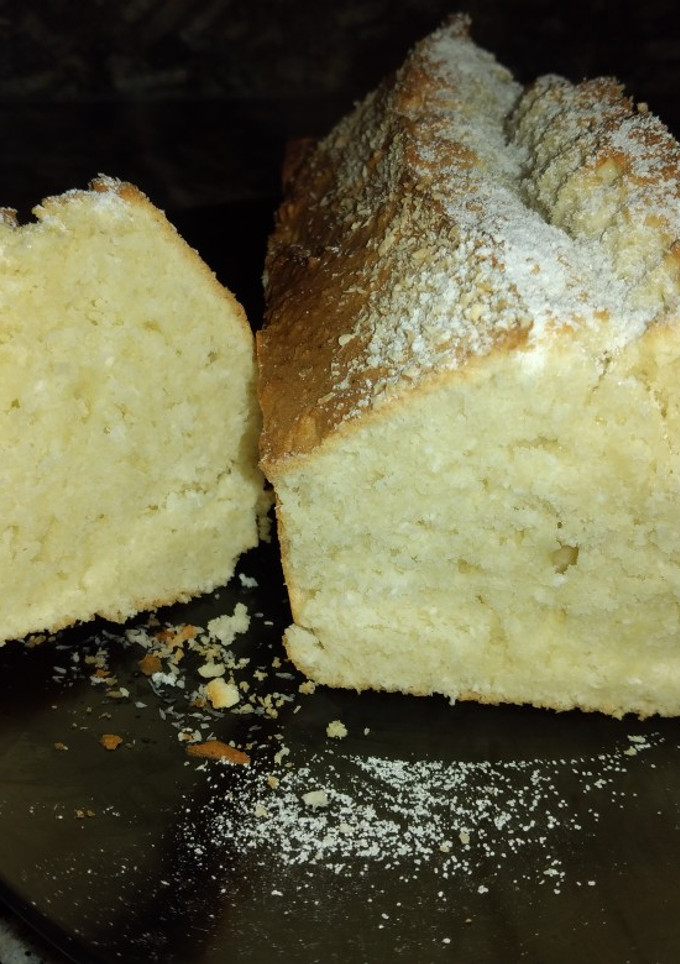 Una foto de Budín de manteca y coco