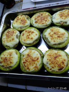 Una foto de Zapallitos rellenos