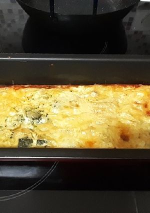 Una foto de Pastel de brócoli y calabacín
