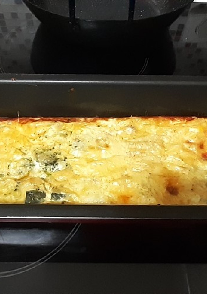 Una foto de Pastel de brócoli y calabacín
