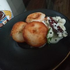 A picture of Paniyaram/Rava appe.