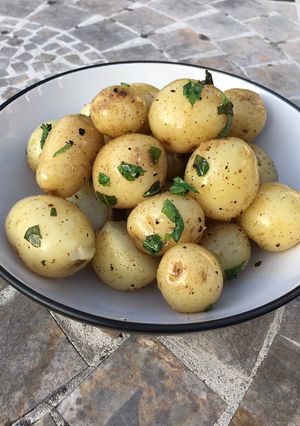 A picture of Minted New Potatoes.