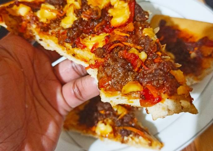 Home made beef pizza
