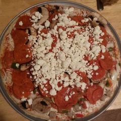 A picture of Pizza supremo.