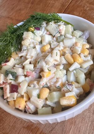 Фото Салат из крабовых палочек 🦀.