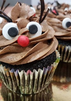 Una foto de Cupcakes Rudolph de cerveza negra, crema de queso y Nutella!!!