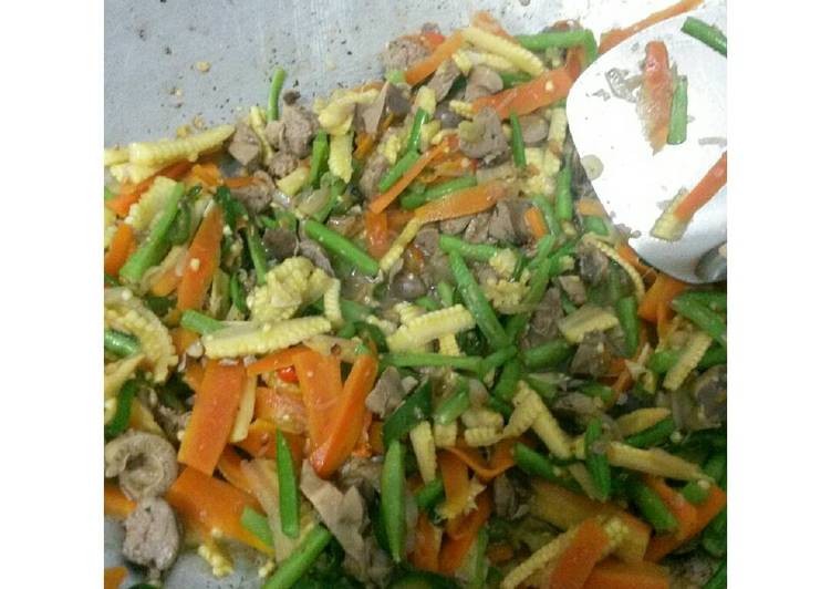 Cara Gampang Menyiapkan Tumis sayur dengan ati ampla Lezat