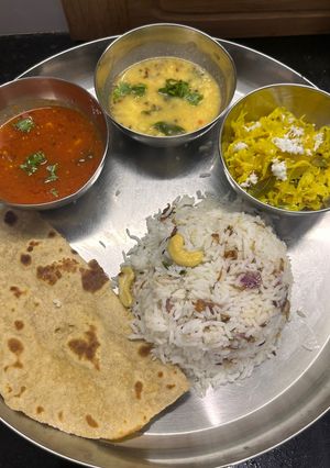 A picture of Simple Mangalore thali.