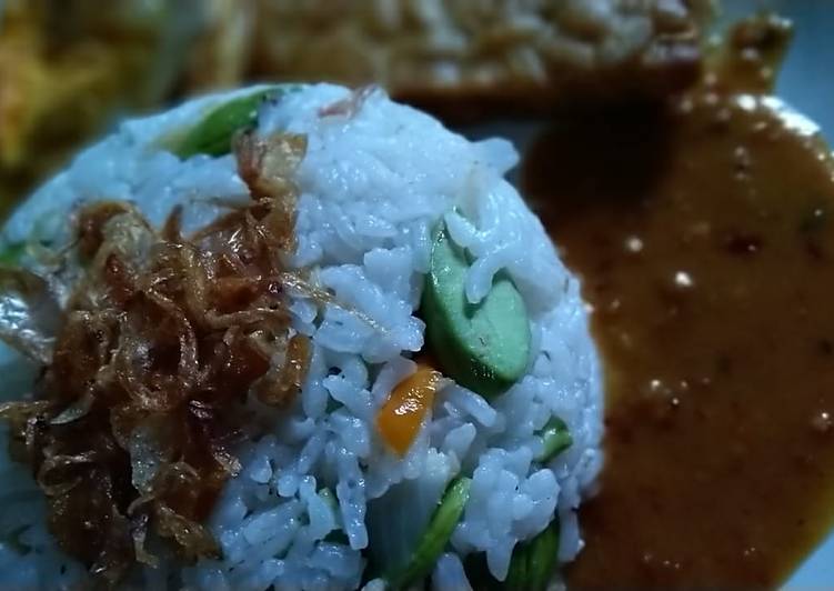Nasi Liwet Teri Pete