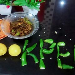 A picture of Achari masala Bihndi.