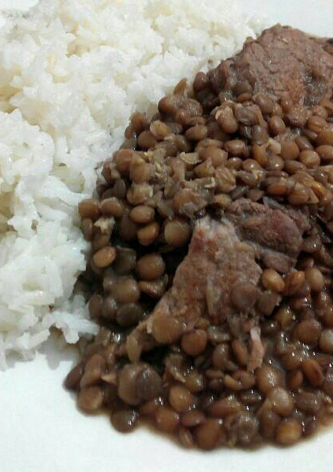 Una foto de Lentejas con arroz