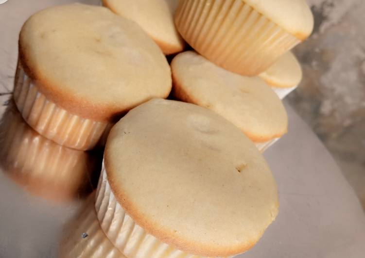 Step-by-Step Guide to Make Award-winning Vanilla cupcakes | This is Recipe So Appetizing You Must Test Now !!