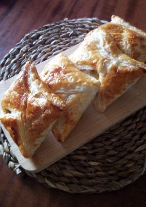 Una foto de Hojaldres de puerros y queso Brie