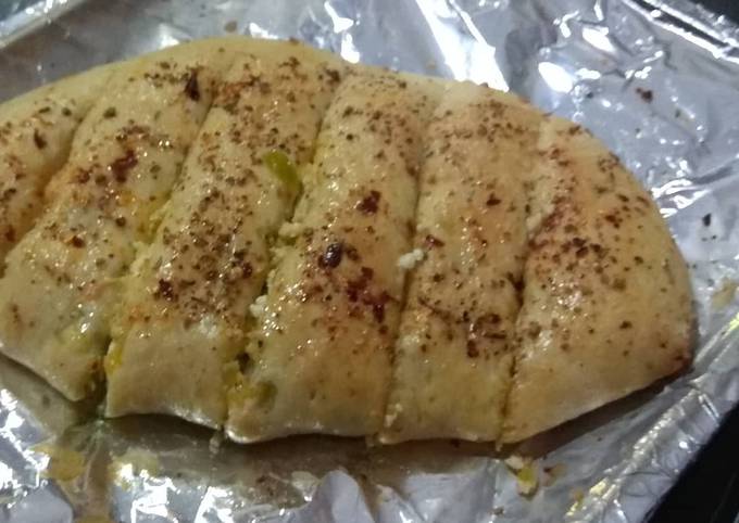 Steps to Prepare Speedy Paneer Stuffed garlic bread