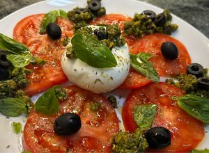Foto principal de Burrata Perfecta con Pesto de Anacardos