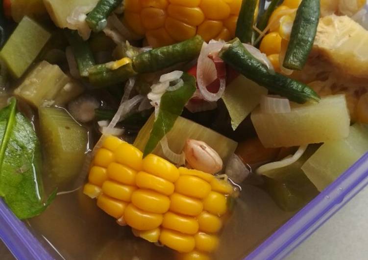 Bagaimana Menyiapkan Sayur Asem Simpel Anti Gagal