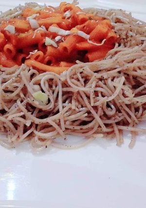 चाउमीन विथ रेड सॉस पास्ता रेसिपी मुख्य फोटो