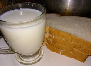 Foto resep Cara Merebus Susu Sapi Murni