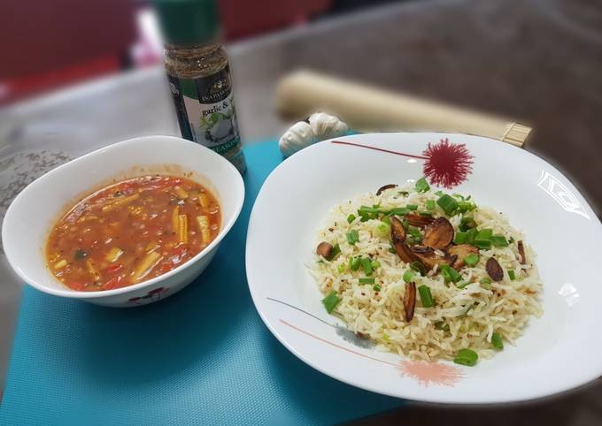 Recipe of Favorite Burnt chilli garlic rice with baked beans gravy