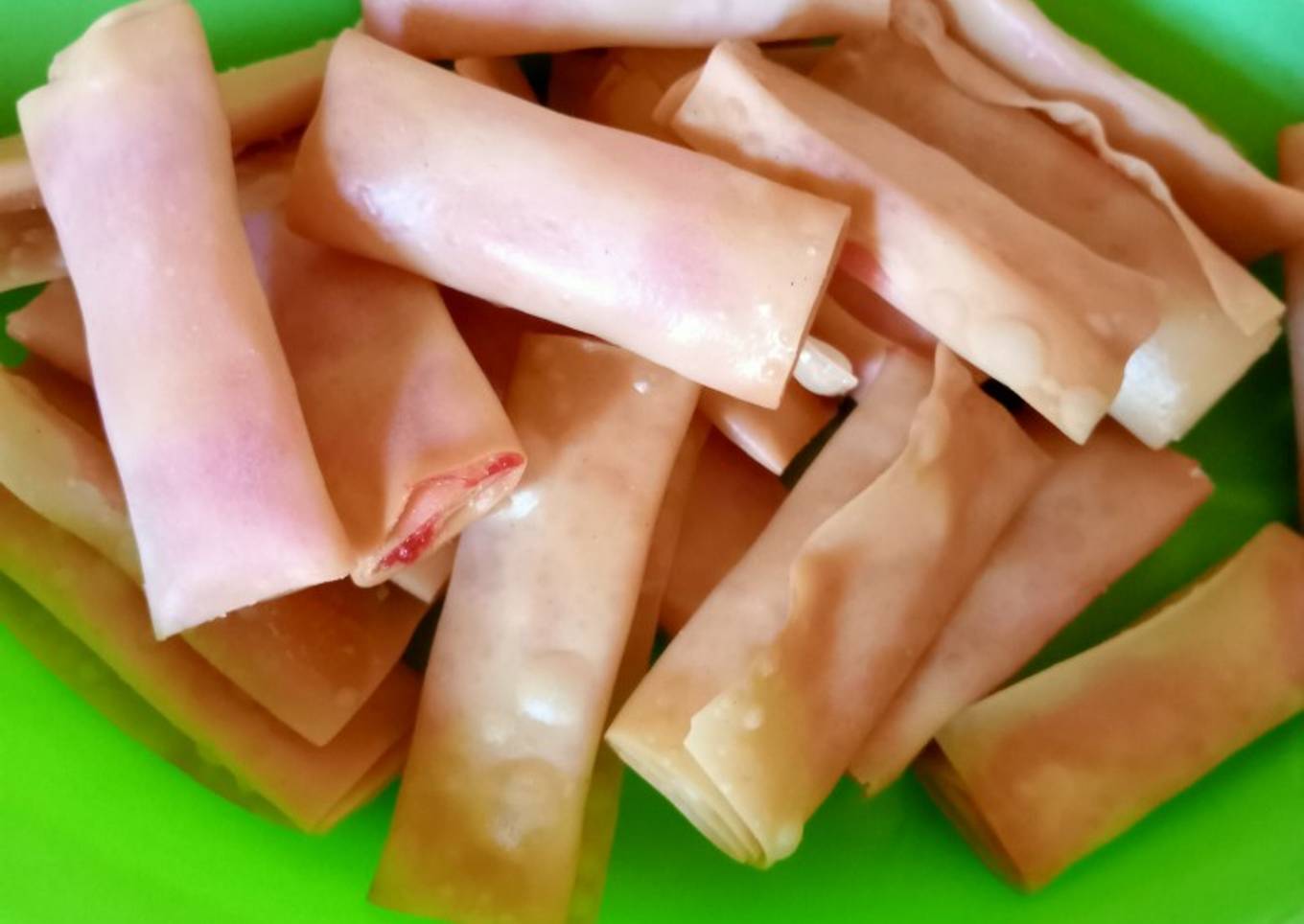 Kulit pangsit goreng selai