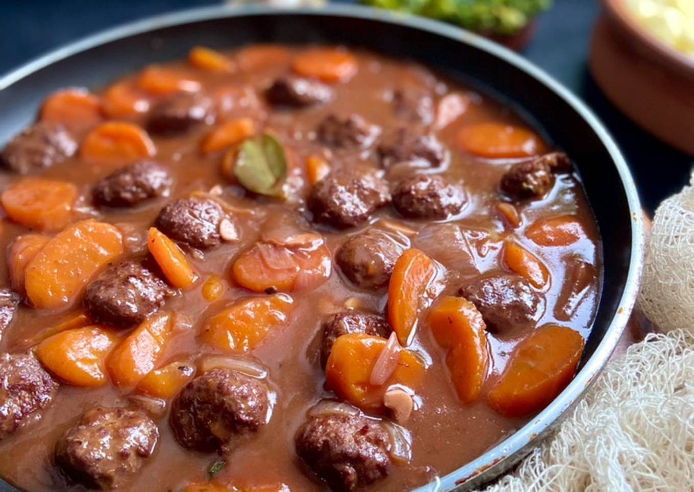 Venison Meatball & Port Stew 🦌 🍷 🌿