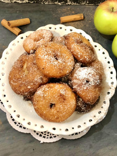 Foto di Frittelle di mele e cannella