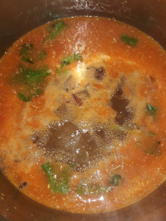 தக்காளி சூப்(Thakkali soup recipe in tamil) செய்முறை முக்கிய புகைப்படம்