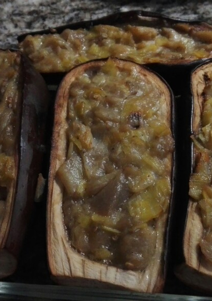 Una foto de Berenjenas rellenas veganas