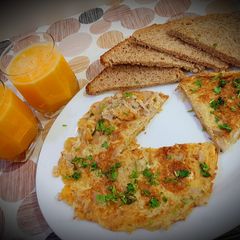 A picture of Healthy Omlette Platter.