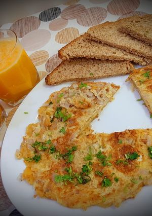 A picture of Healthy Omlette Platter.