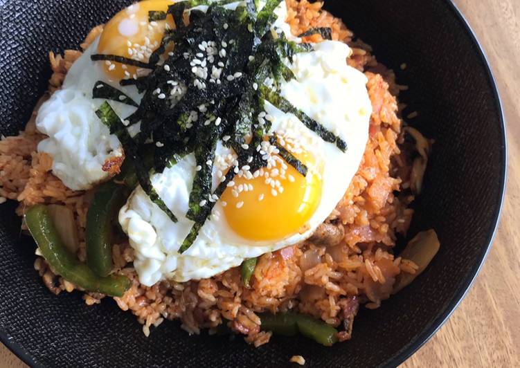 Bagaimana Menyiapkan Kimchi Fried Rice yang Bikin Ngiler