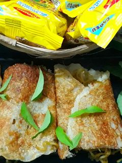 मैगी रवा डोसा (Maggi Rava dosa recipe in hindi) रेसिपी मुख्य फोटो