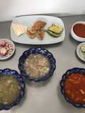Pozole mexicano (rojo, blanco y verde)