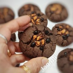A picture of Wheat Flour Choco Chip Walnut Cookies (No Maida No Butter).
