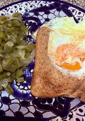 Una foto de Huevos Hondureños