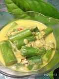Sayur lompong (batang talas)
