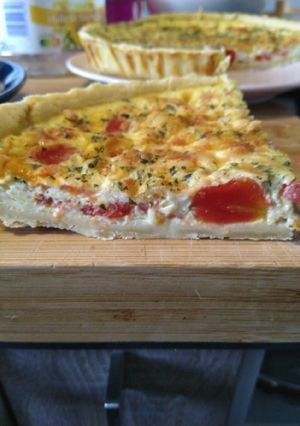 Une photo de Quiche tomate basilic