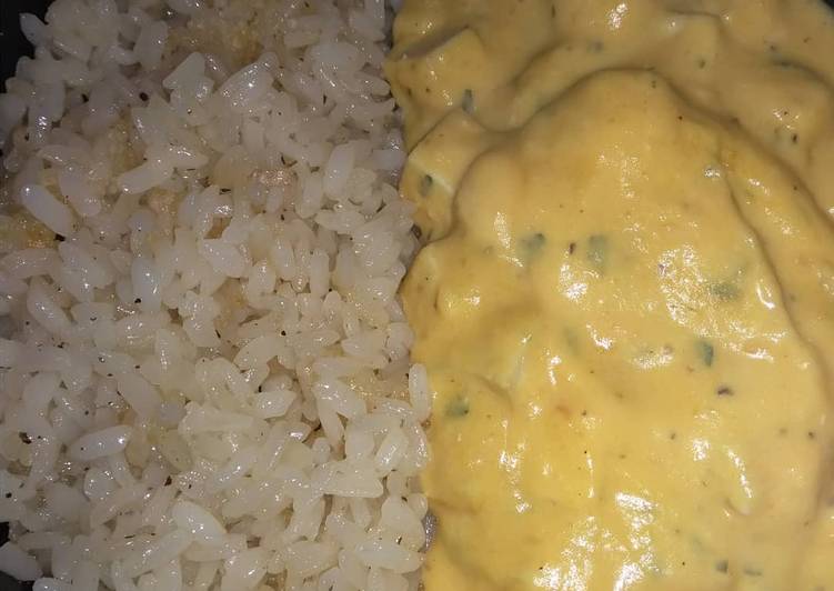 Arroz con tofu y salsa cremosa 🎃