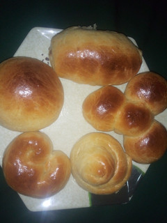 A picture of Milky Bread shapes.