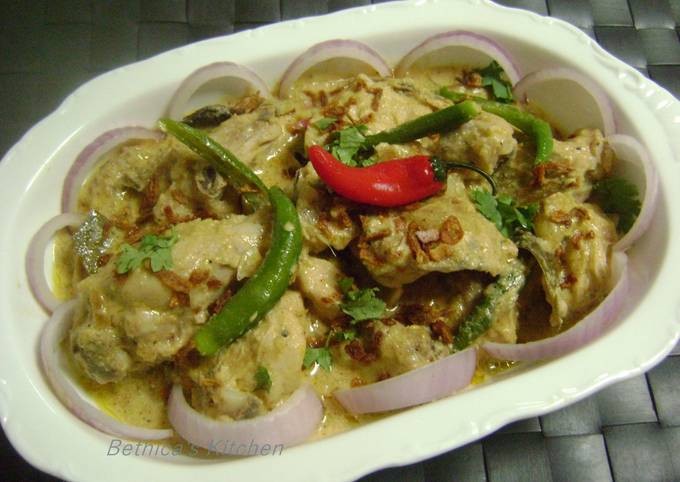 How to Make Any-night-of-the-week Murgir Korma (Chicken Curry)